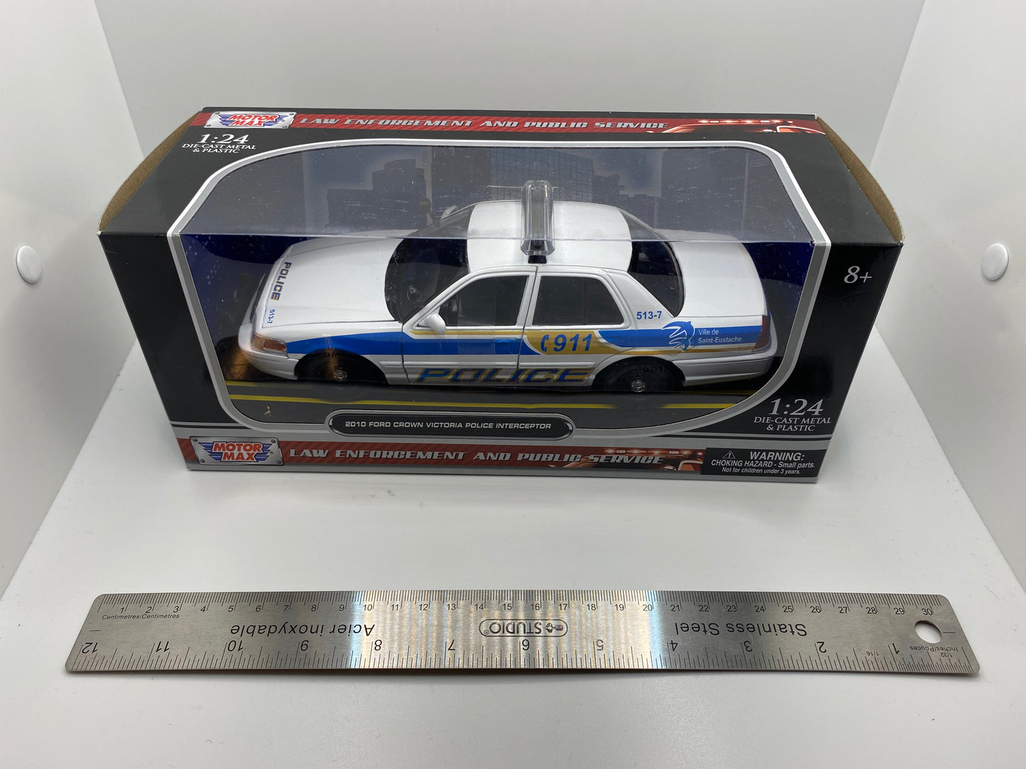 Saint-Eustache - Ford Crown Victoria 1/24