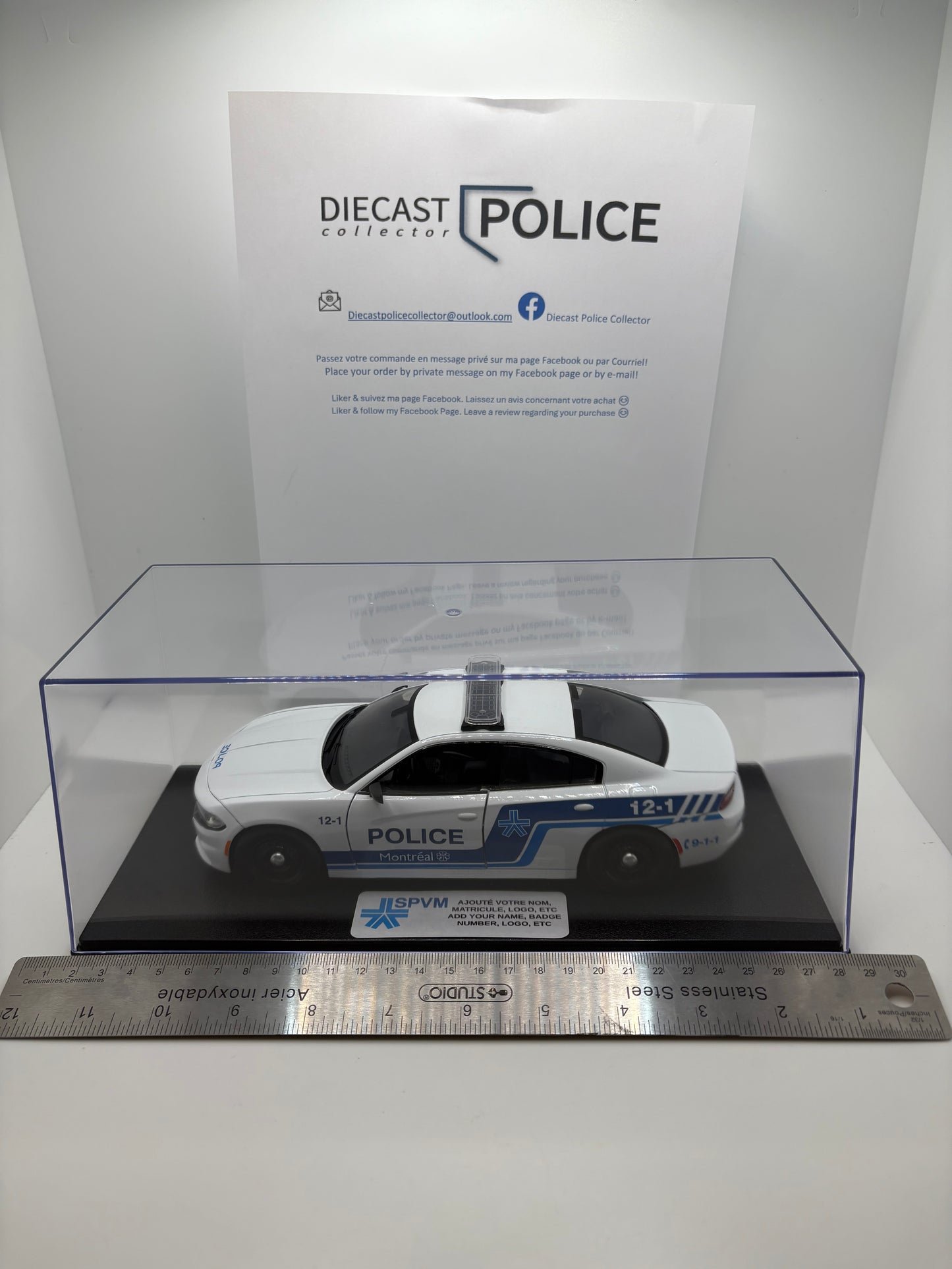 Service de police de la ville de Montréal / SPVM - Dodge Charger 2022 1/24 - Présentoir personnalisé en extra $