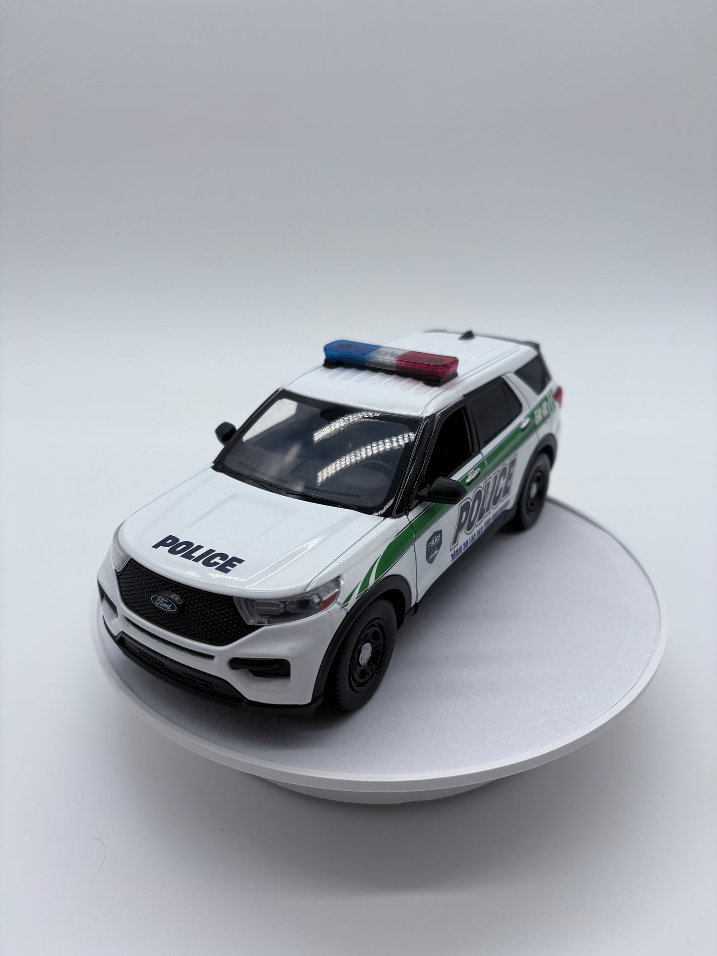 Régie de police du Lac des Deux-Montagnes - Ford explorer 2022 1/24