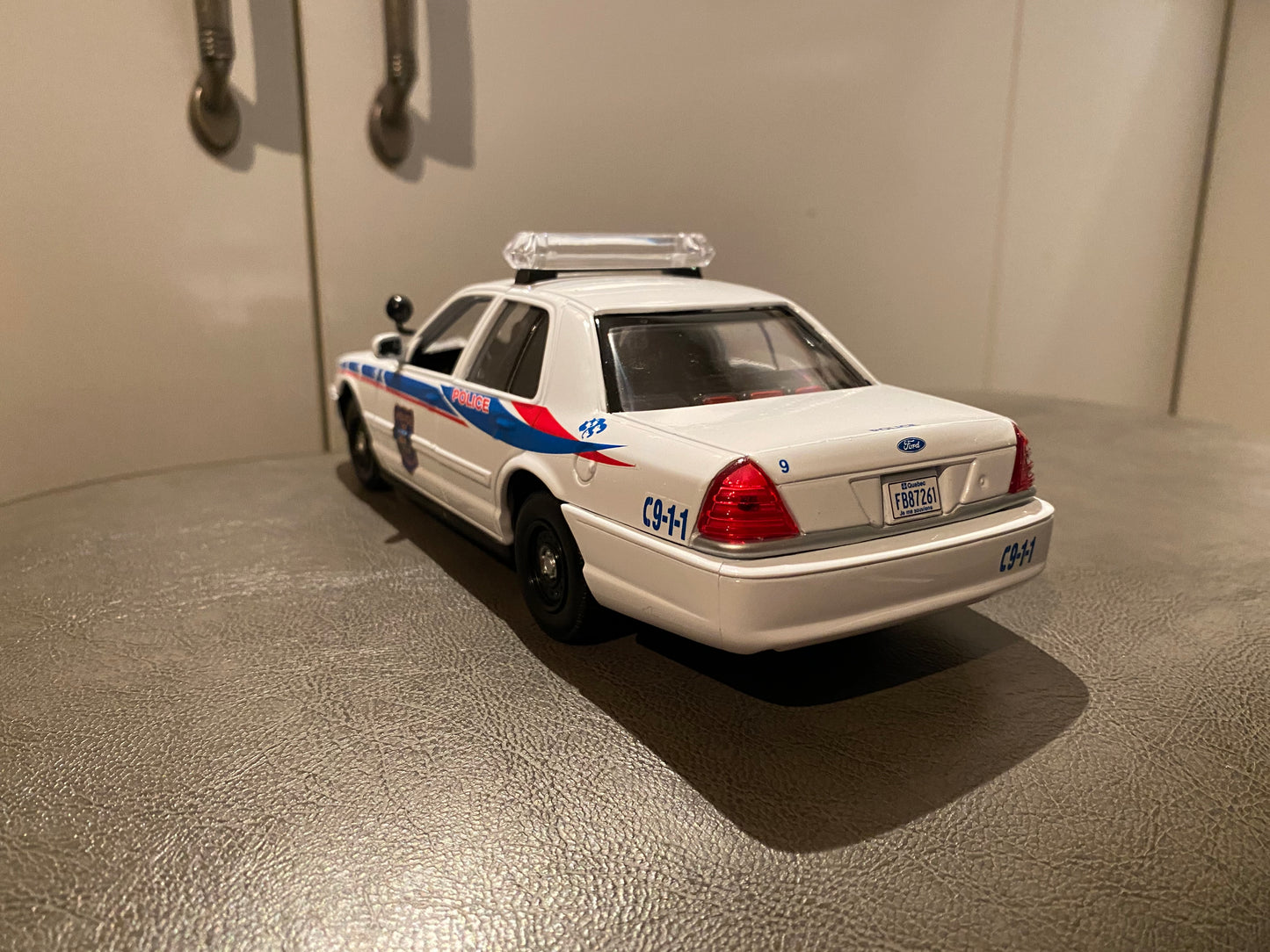 Service de police de Thetford Mines - Ford Crown Victoria 2010 - 1:24
