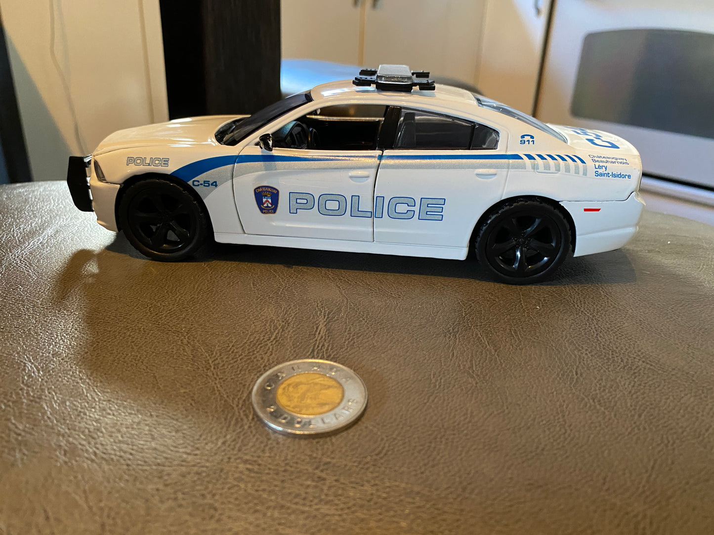 Service de police de Châteauguay - Dodge charger 1/24
