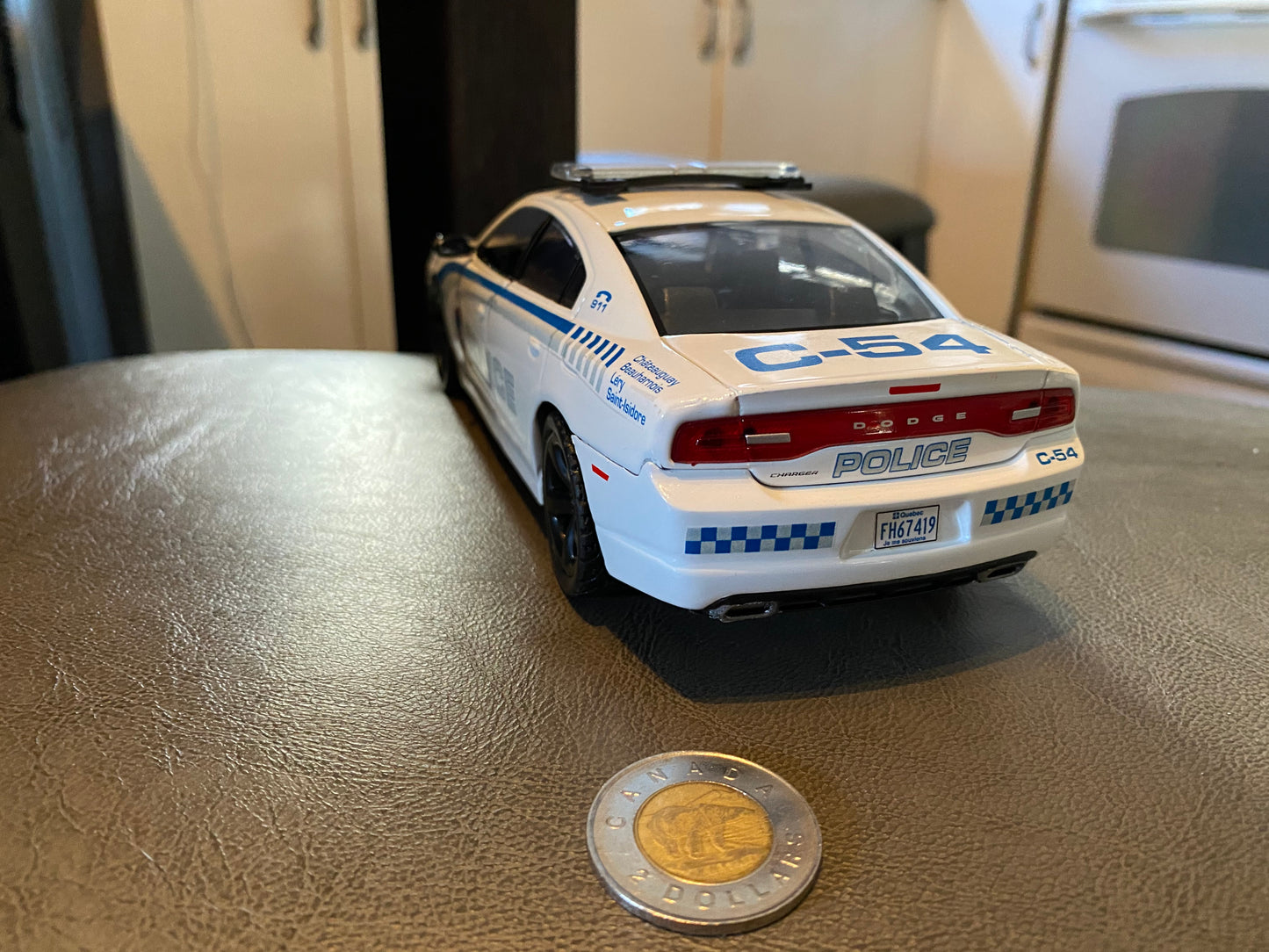 Service de police de Châteauguay - Dodge charger 1/24