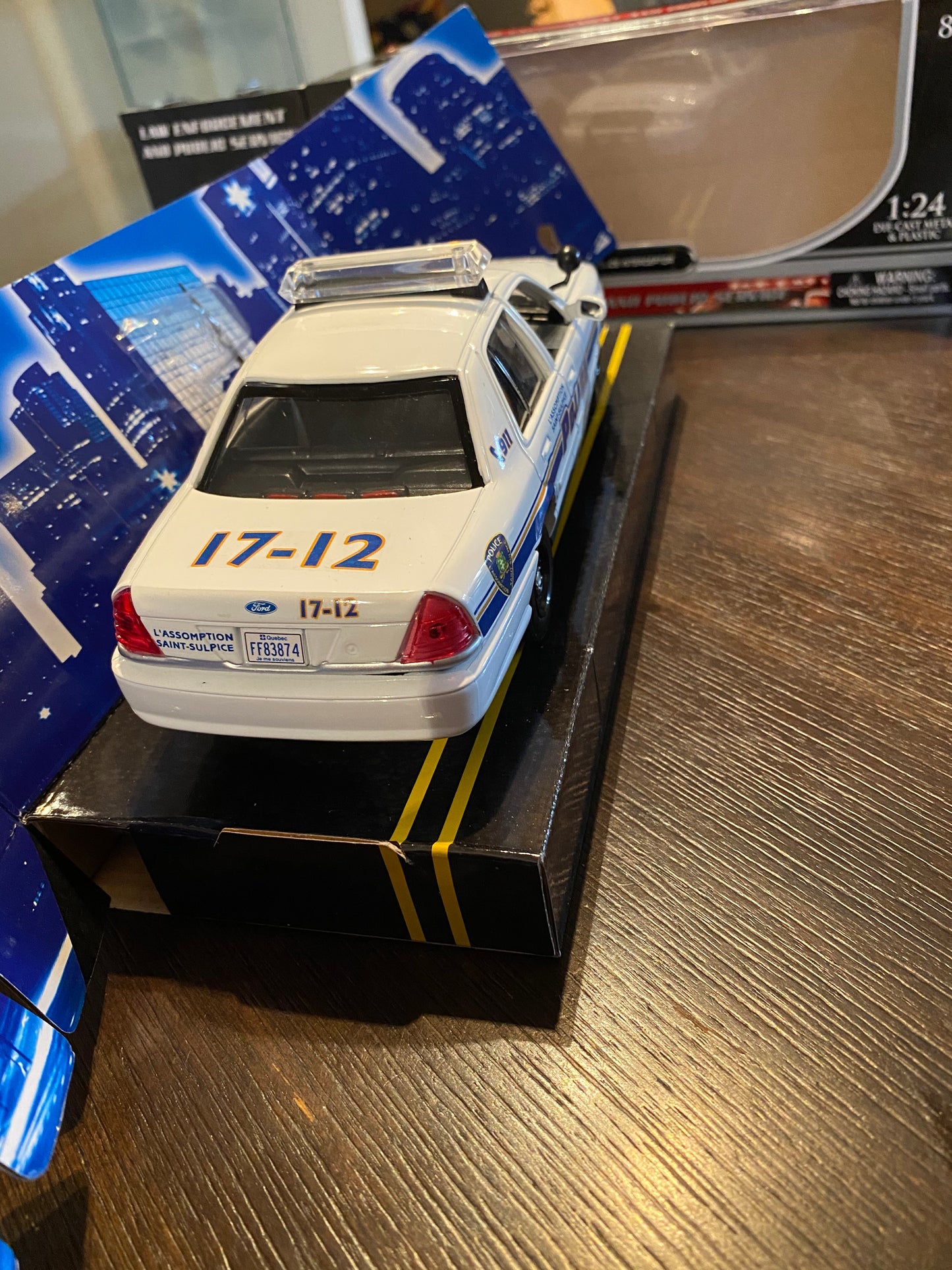 Assomption-Saint-Sulpice - Ford Crown Victoria
