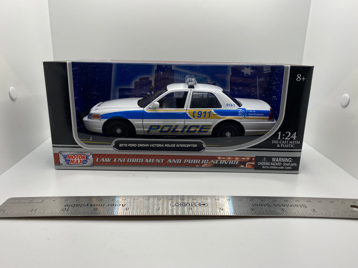 Saint-Eustache - Ford Crown Victoria 1/24