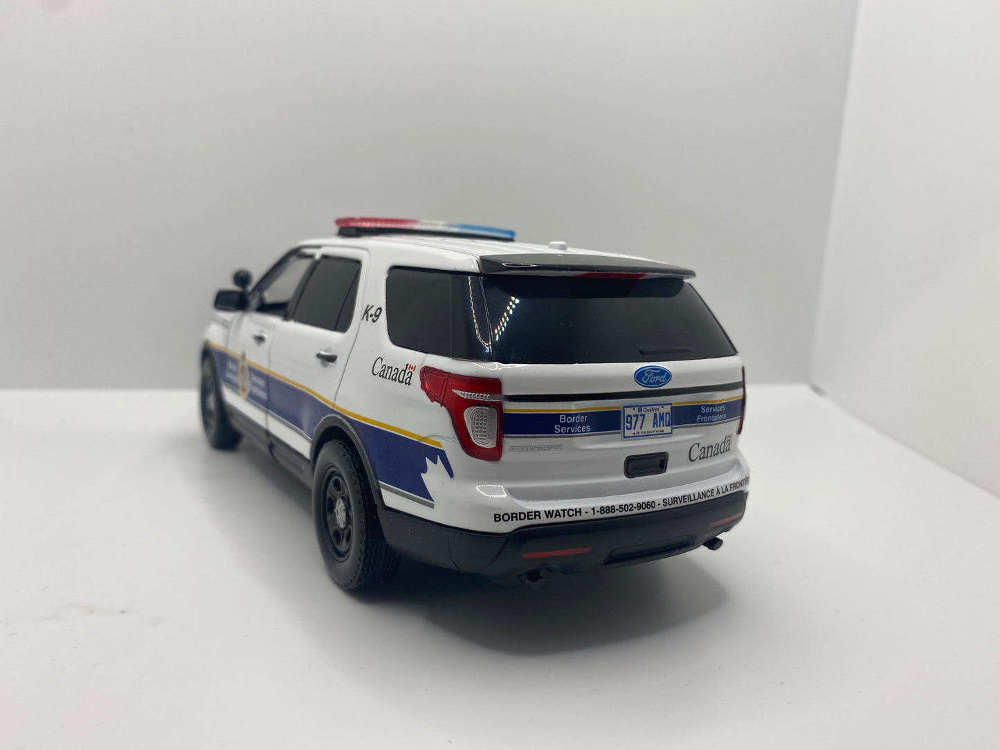 Service Frontalier du Canada - CBSA - Ford explorer 2015 1/24