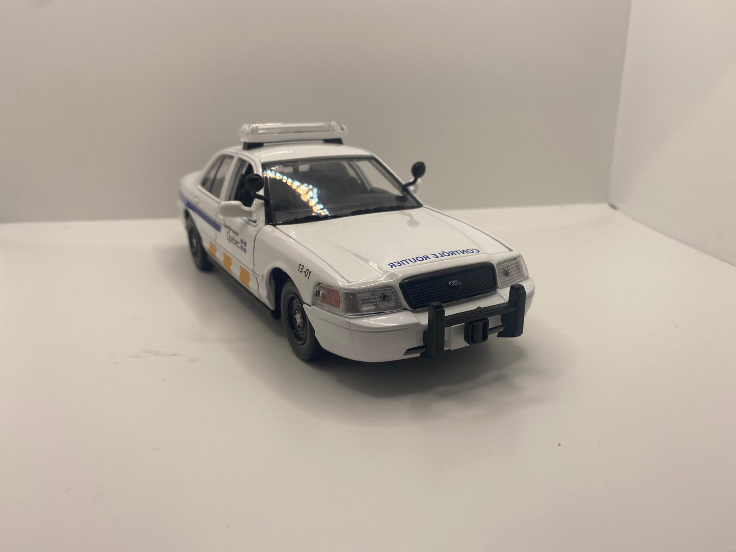 Contrôle Routier du Québec - Ford Crown Victoria 2010