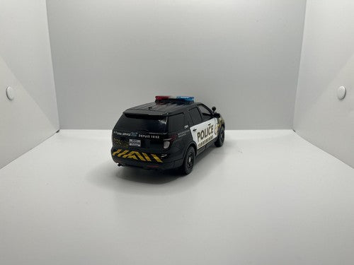 Police Terrebonne Qc 1/24 -NEW Color - Explorer - Light & Sounds - Diecast