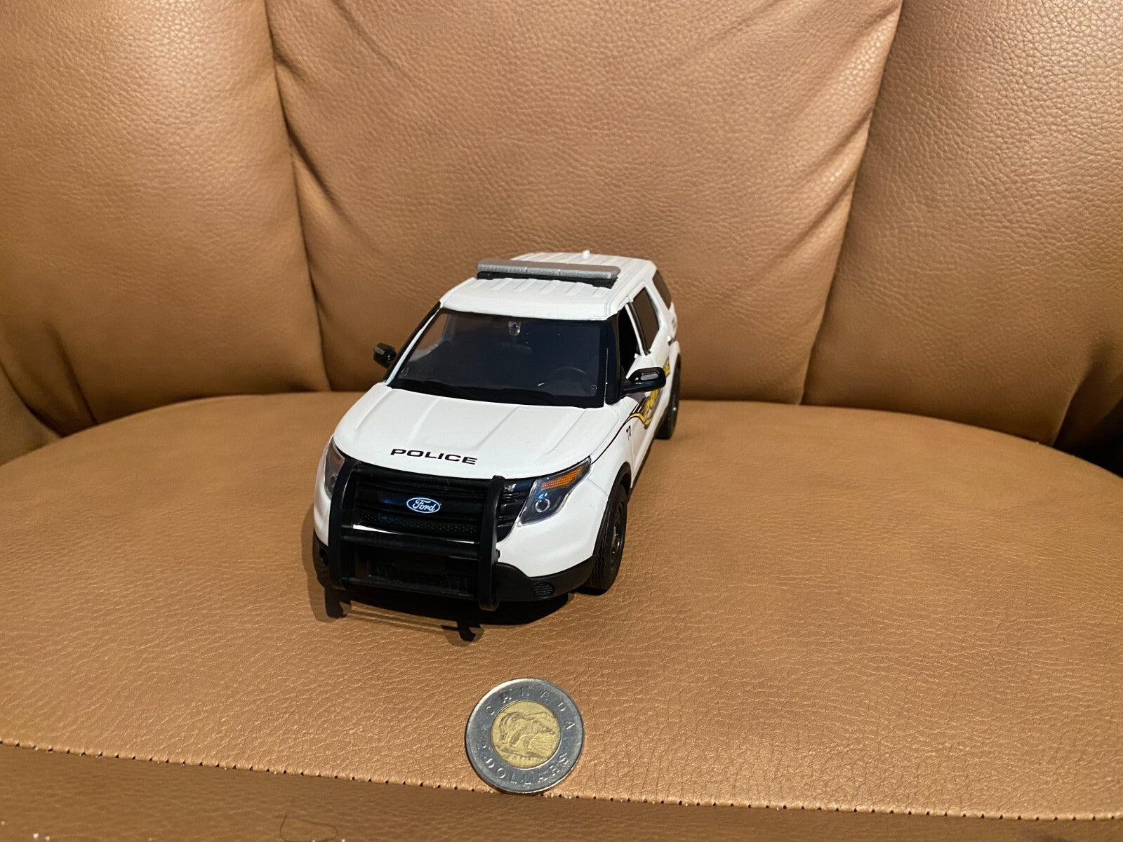 Akwesasne Mohawk Police - Diecast 1/24 - Explorer ° SUV - No Light & No Sound