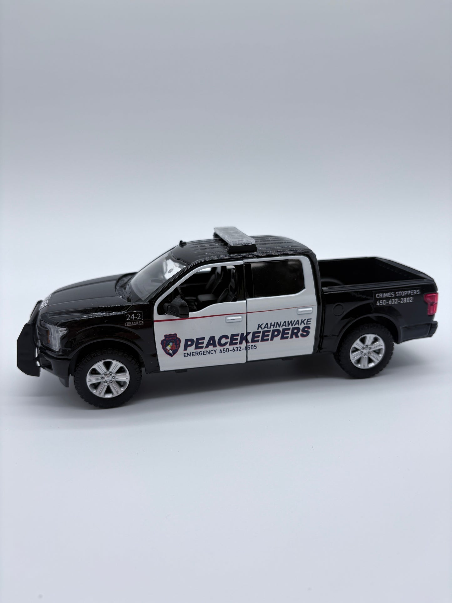 Kahnawake Peacekeepers - F-150 1/24