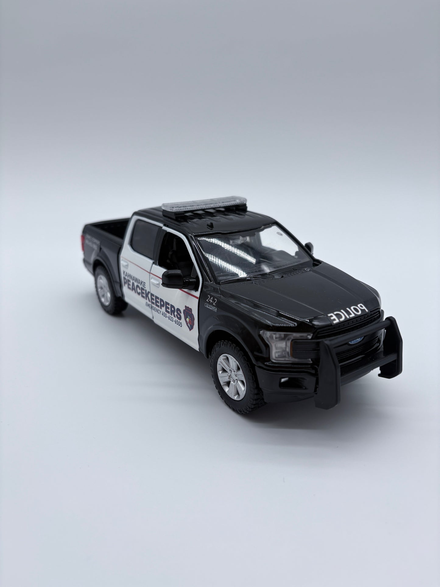Kahnawake Peacekeepers - F-150 1/24
