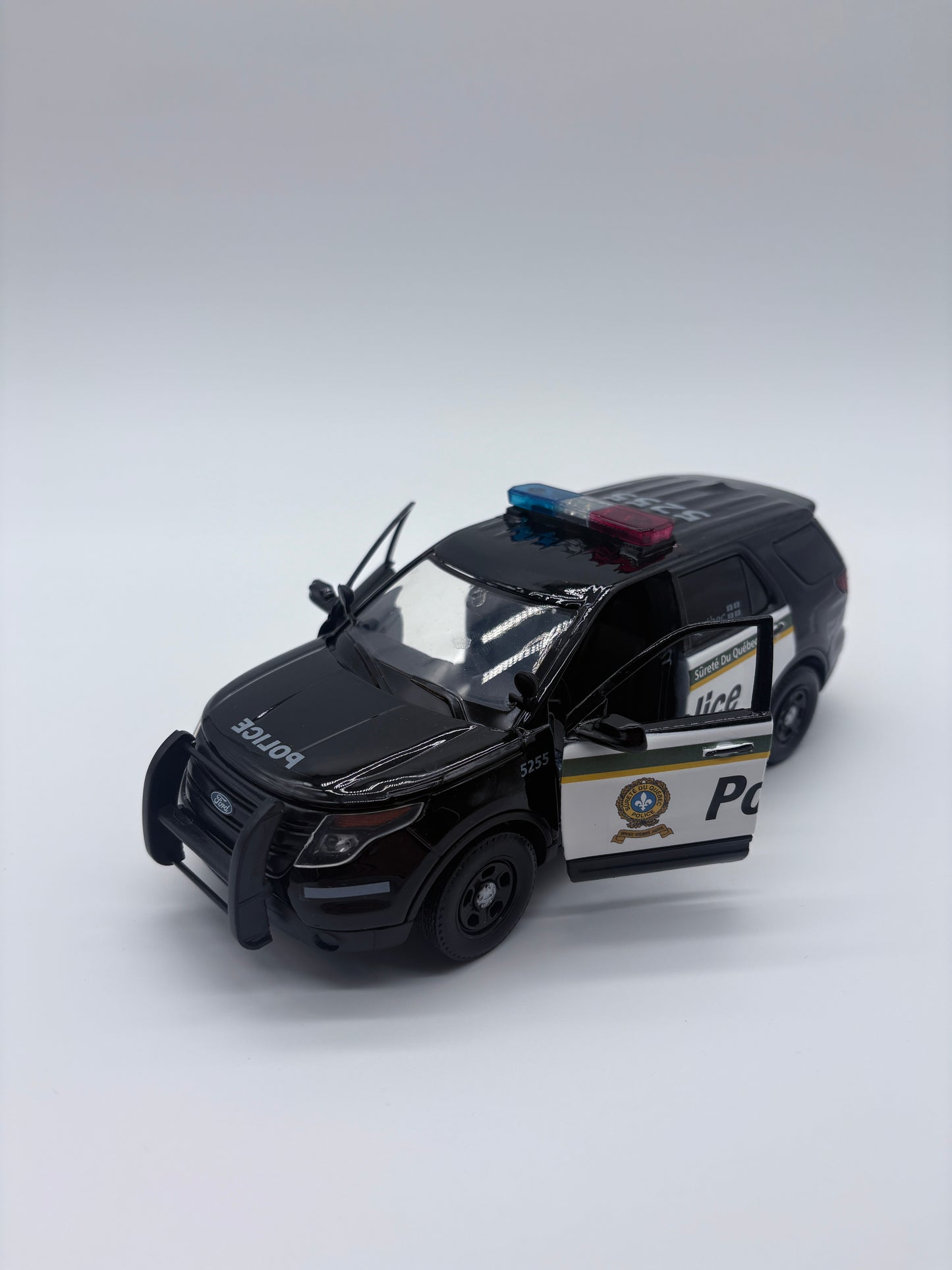 Sûreté du Québec - SQ - Ford explorer 2015