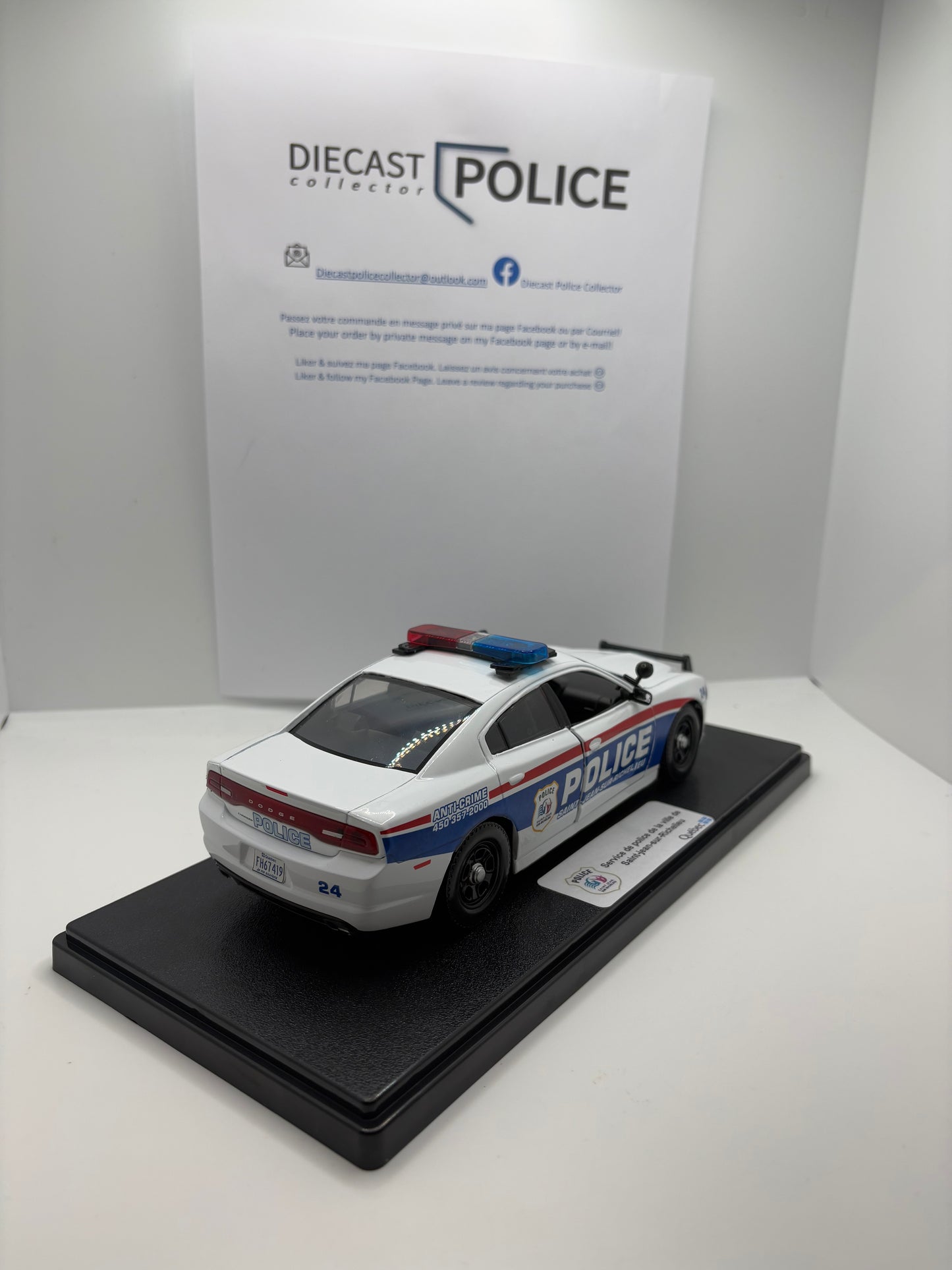 Service de police Saint-Jean-sur-Richelieu - Dodge Charger 2011 1/24