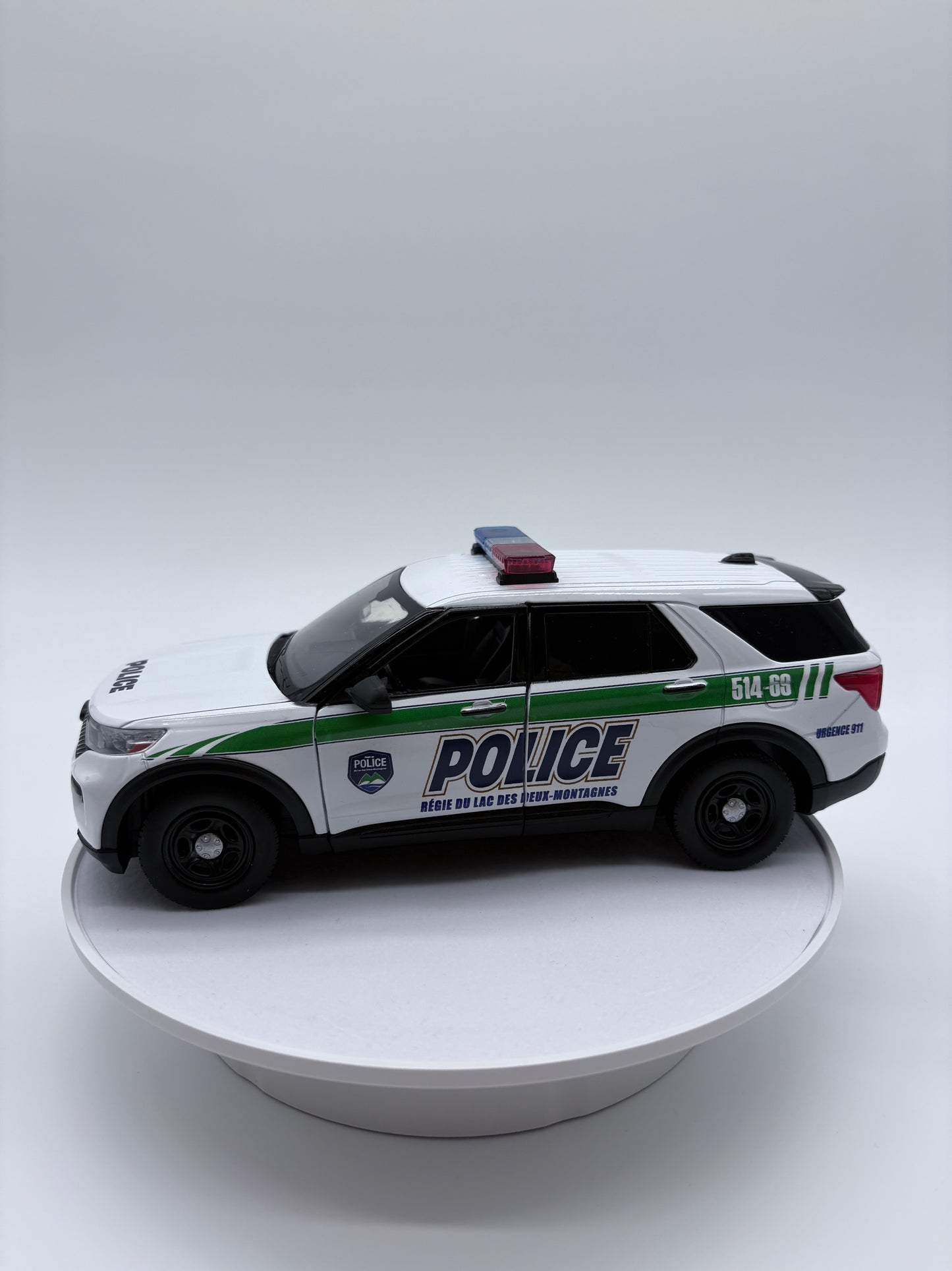 Régie de police du Lac des Deux-Montagnes - Ford explorer 2022 1/24