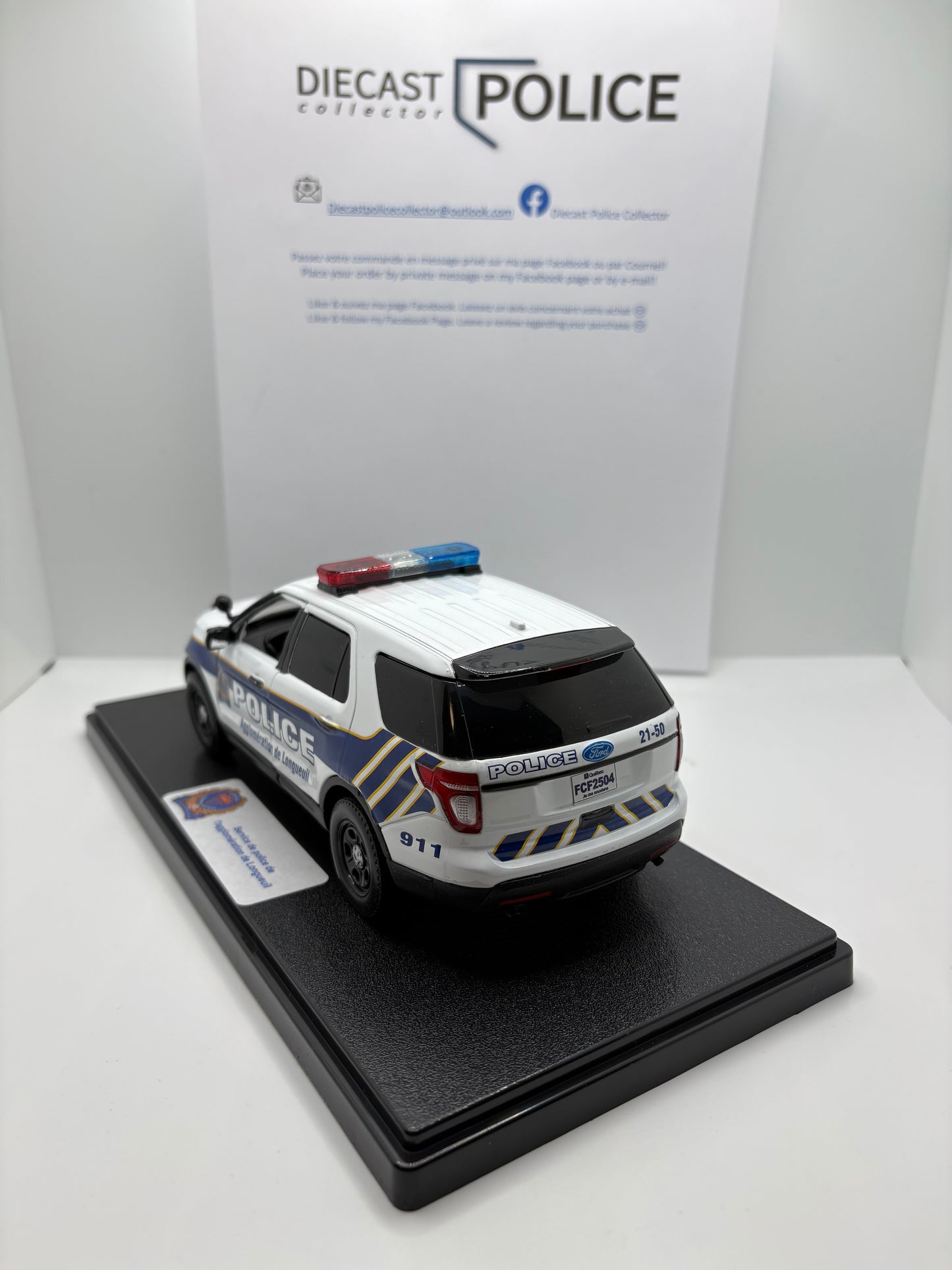 Service de police de l’agglomération de Longueuil - Ford Explorer 2015 1/24 - Présentoir personnalisé en extra $