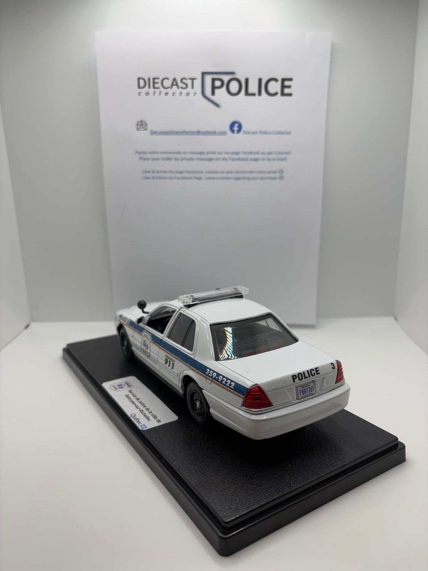 Service de police Saint-Jean-sur-Richelieu - Ford crown Victoria 2011 1/24