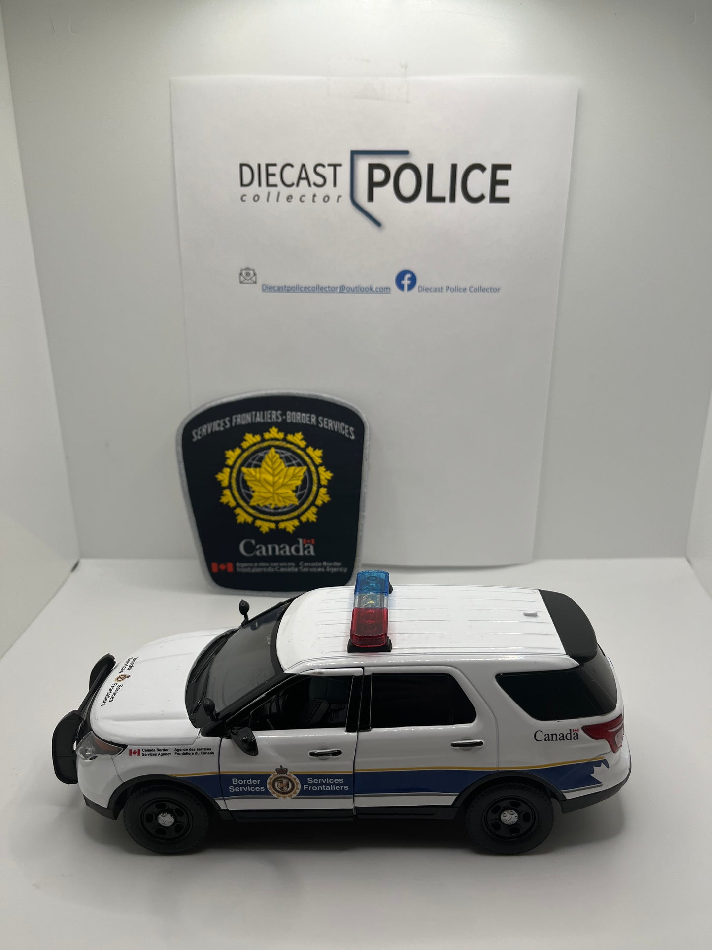 Service Frontalier du Canada - CBSA - Ford explorer 2015 1/24